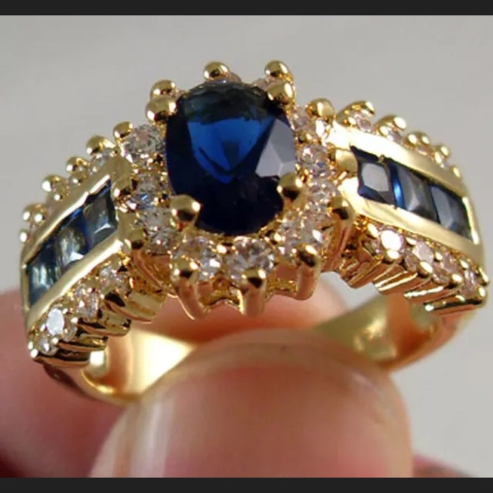 ❤️gorgeous 925 silver stamped sapphire gold ring - Picture 1 of 3